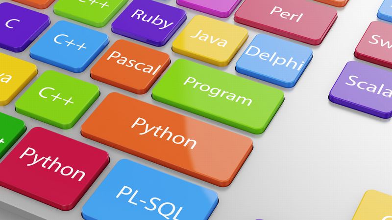 ゲーム開発に使用する言語とは?
